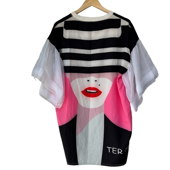 Bold Flutter Sleeve Stripe Red Sequin Lips Club Dress, Large - Picture 12 of 12